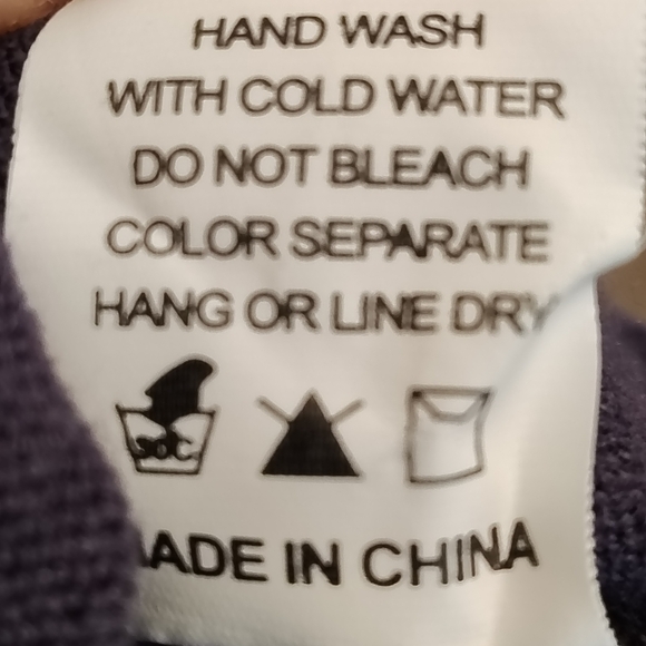 Women's Sweater Size S/M Purple 3/4 Sleeve V Neck Knit Oversized Comfy - Picture 5 of 8